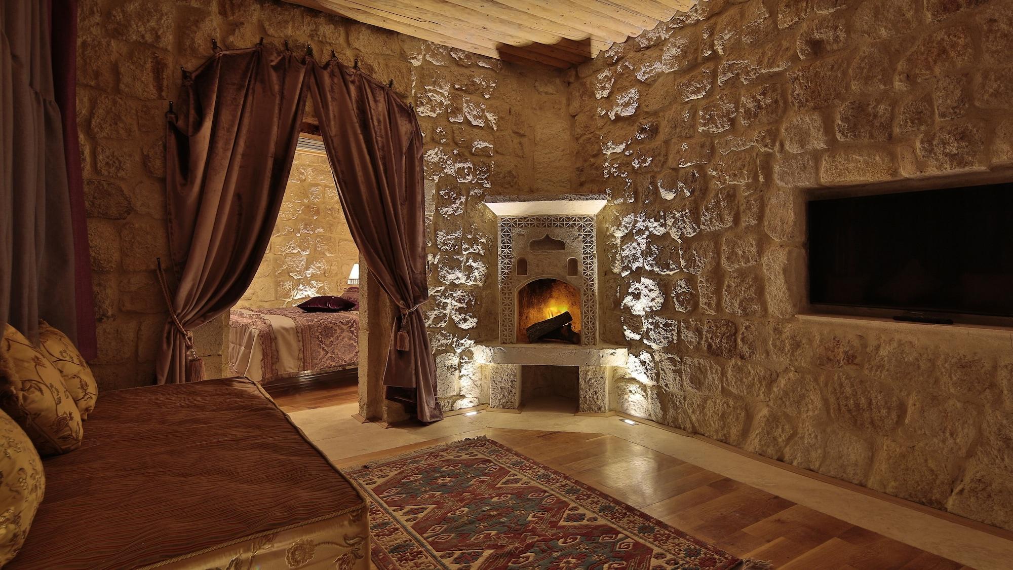 Golden Cave Suites Урґюп Екстер'єр фото