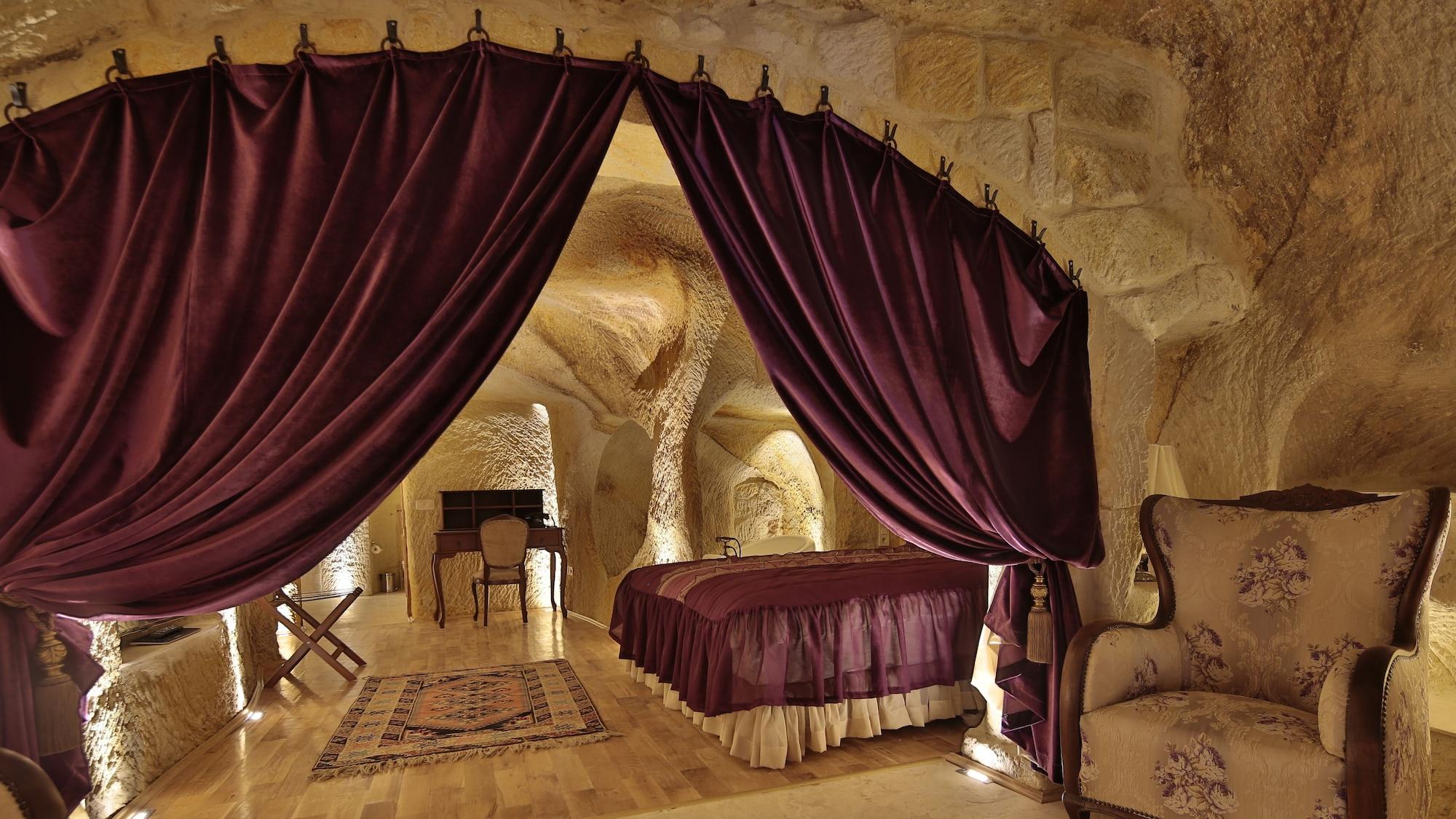Golden Cave Suites Урґюп Екстер'єр фото