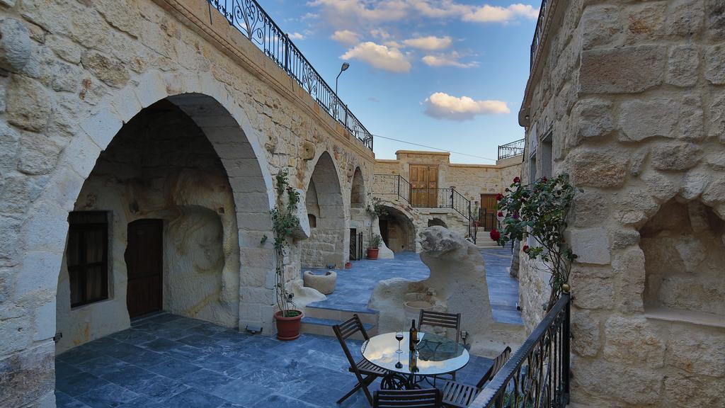 Golden Cave Suites Урґюп Екстер'єр фото