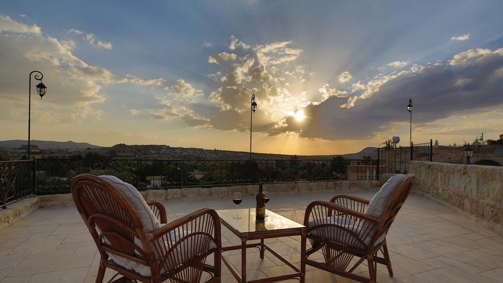 Golden Cave Suites Урґюп Екстер'єр фото