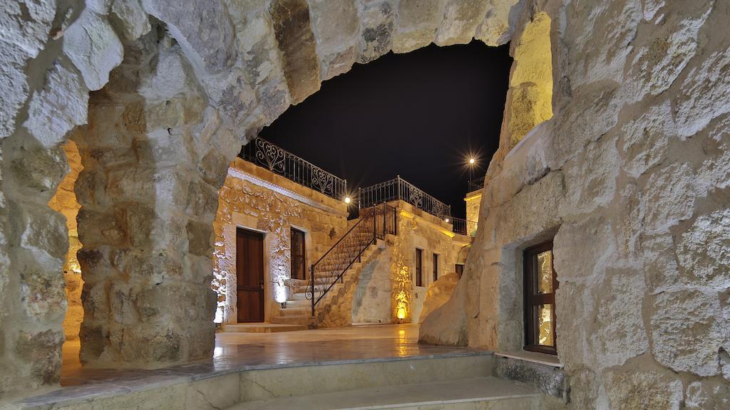 Golden Cave Suites Урґюп Екстер'єр фото