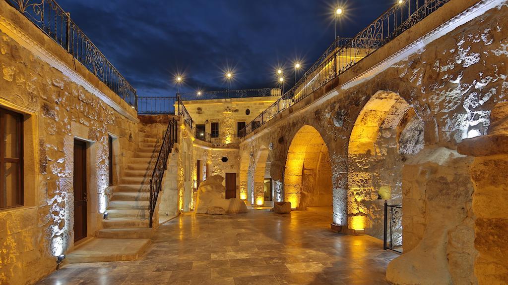 Golden Cave Suites Урґюп Екстер'єр фото