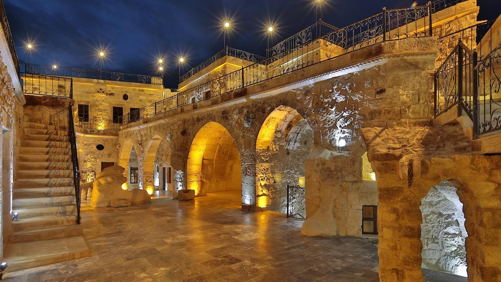 Golden Cave Suites Урґюп Екстер'єр фото