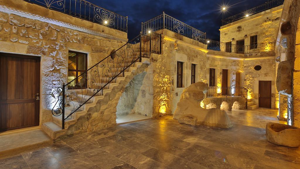 Golden Cave Suites Урґюп Екстер'єр фото