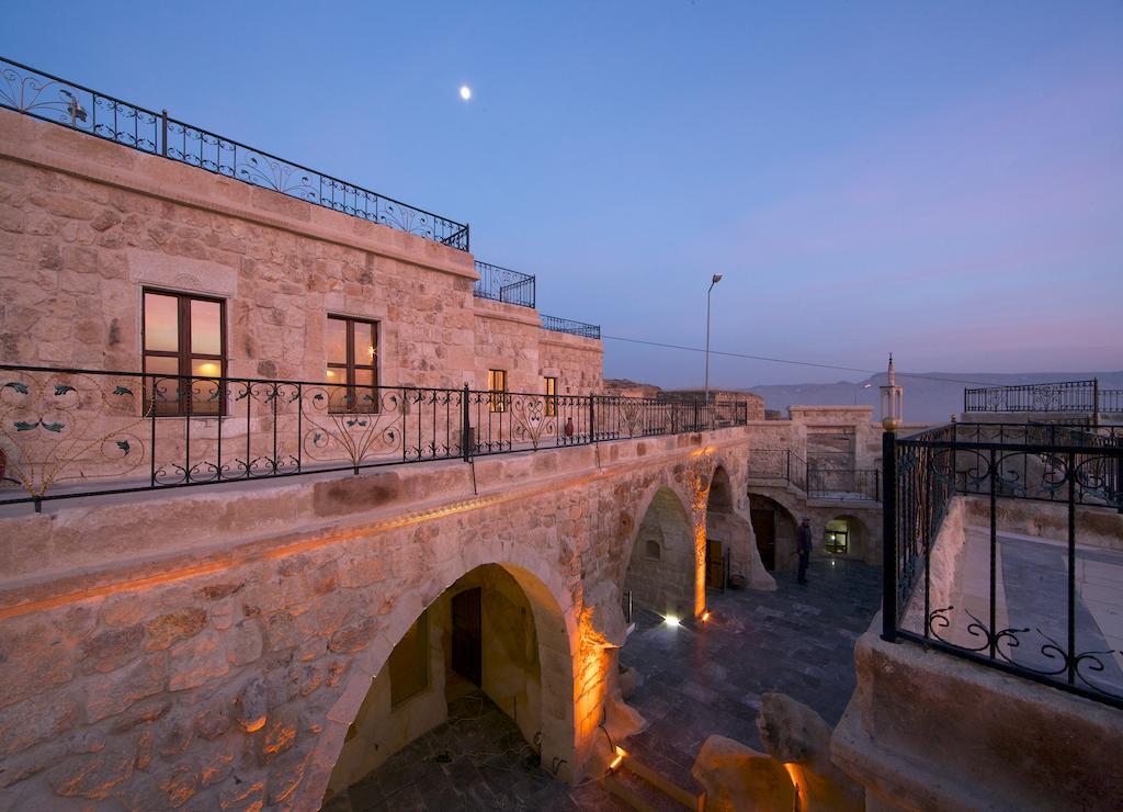 Golden Cave Suites Урґюп Екстер'єр фото